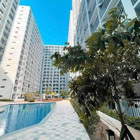 Deluxe Suites Razelles 2 At Shore 2 Residences Tower 1 Pasay Exterior foto