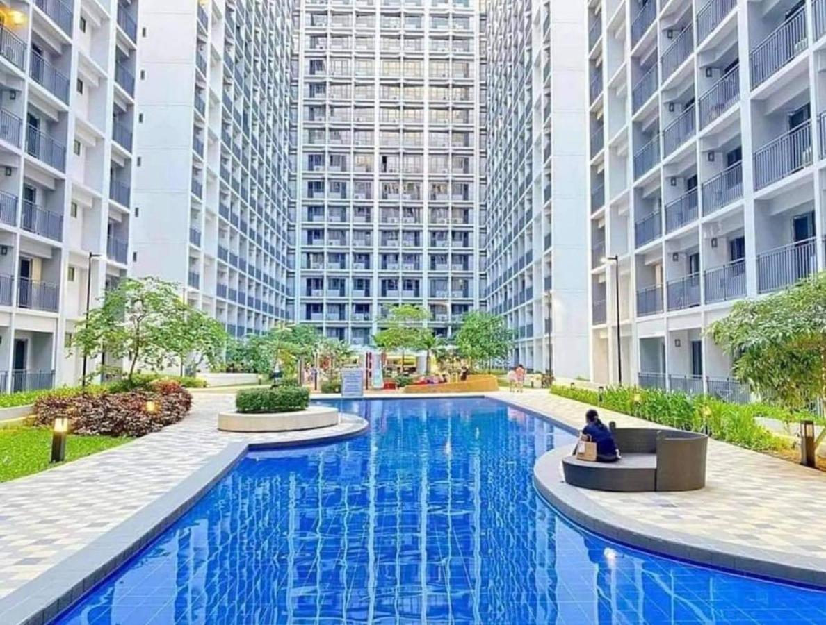 Deluxe Suites Razelles 2 At Shore 2 Residences Tower 1 Pasay Exterior foto