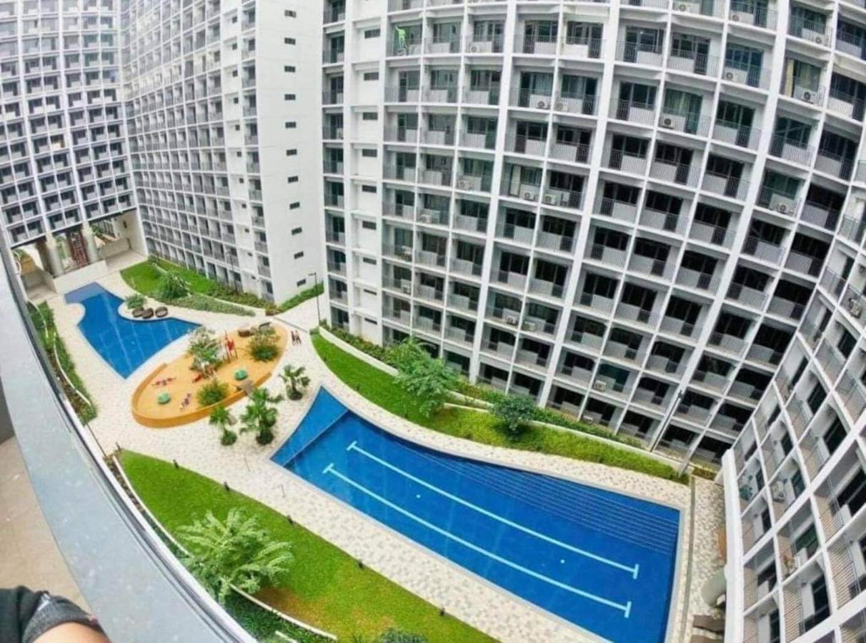 Deluxe Suites Razelles 2 At Shore 2 Residences Tower 1 Pasay Exterior foto